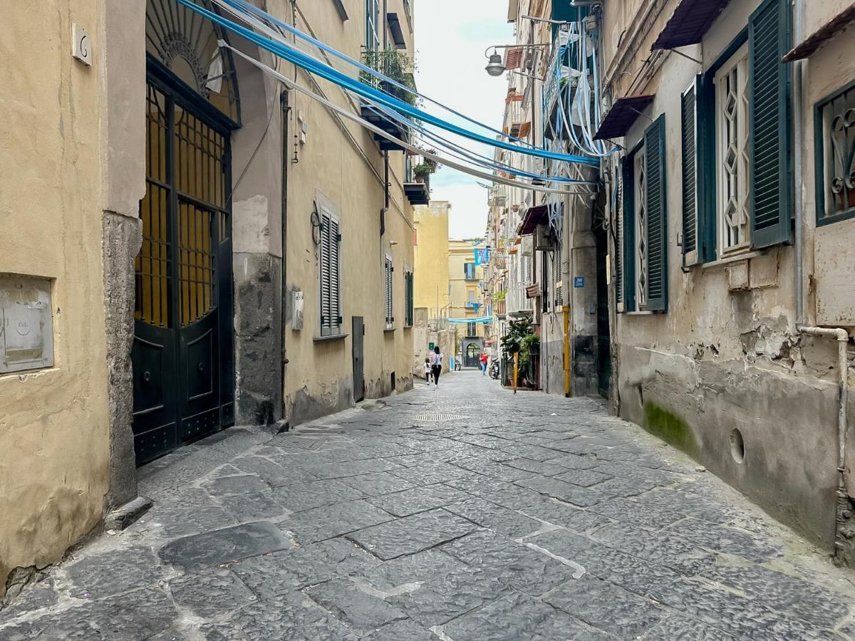 Exclusive Parking Flat X 4 Near Metro 1 Salvator Rosa Naples Exterior photo
