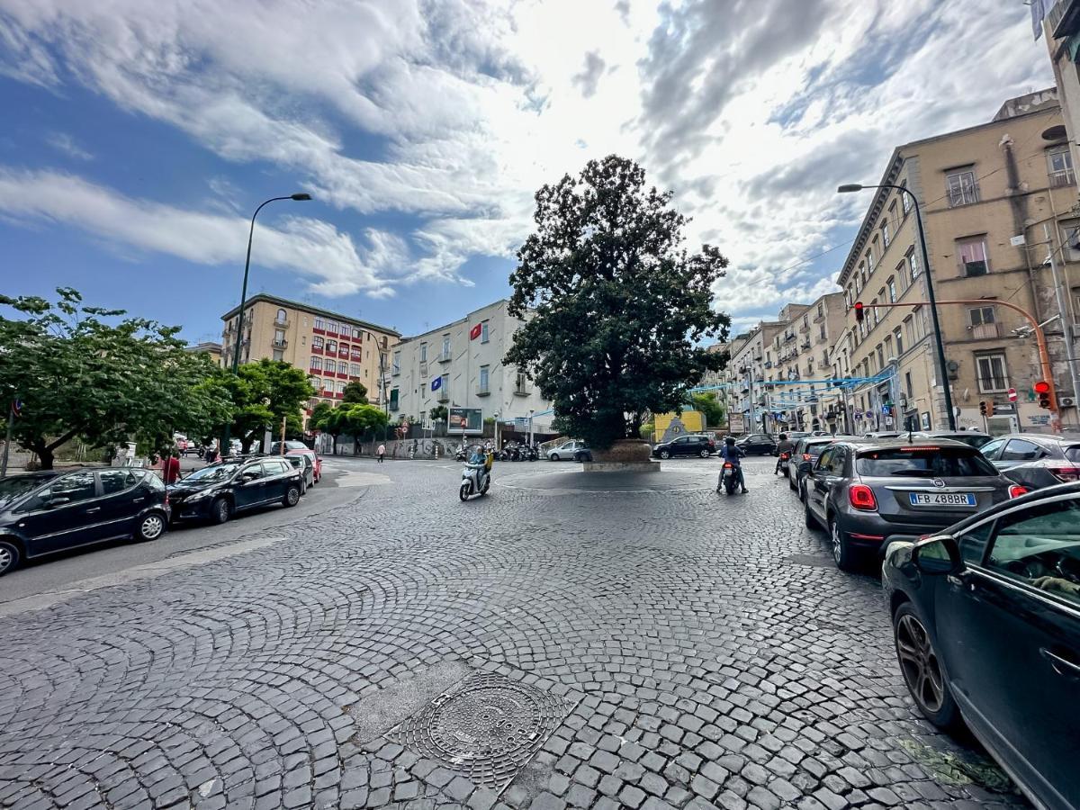 Exclusive Parking Flat X 4 Near Metro 1 Salvator Rosa Naples Exterior photo