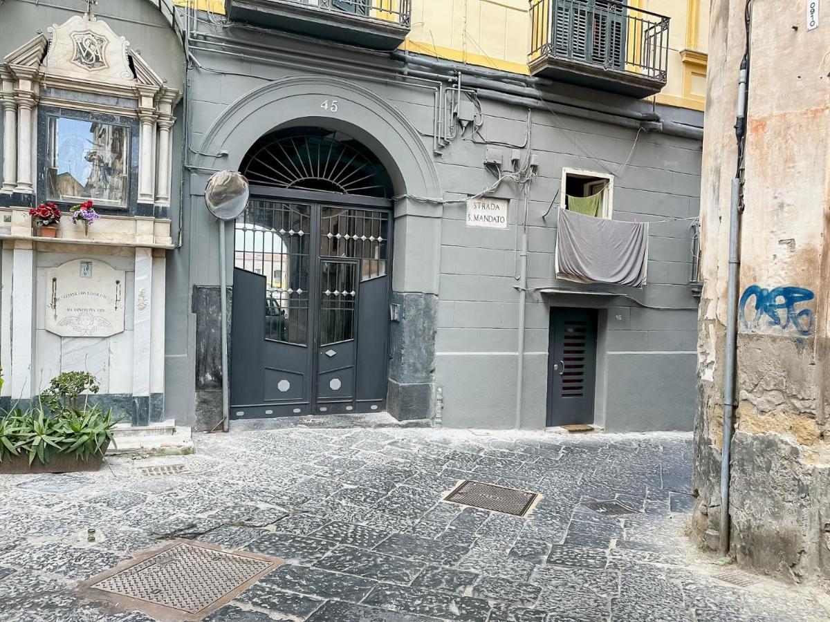 Exclusive Parking Flat X 4 Near Metro 1 Salvator Rosa Naples Exterior photo