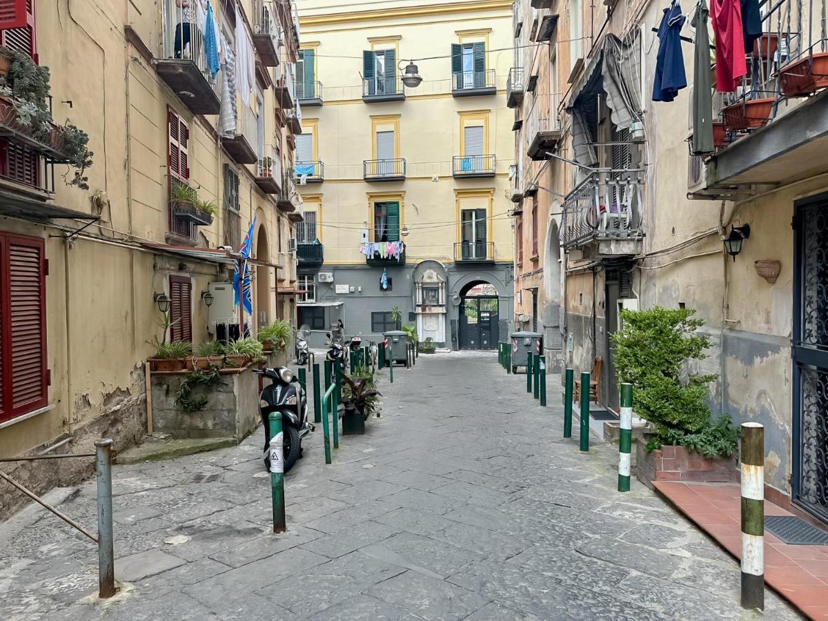 Exclusive Parking Flat X 4 Near Metro 1 Salvator Rosa Naples Exterior photo